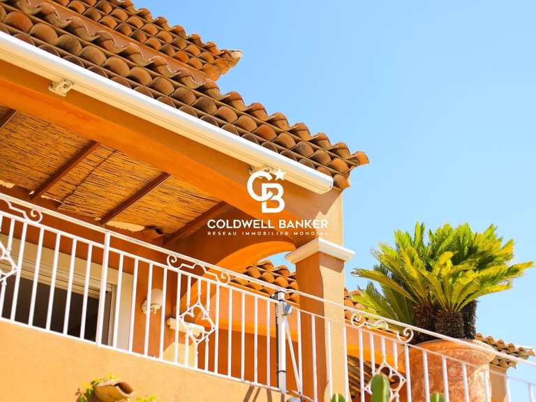 Villa La Londe-les-Maures - 5 chambres - 267m²