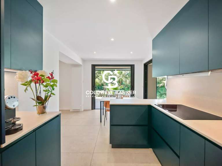 Villa La Londe-les-Maures - 7 chambres - 270m²