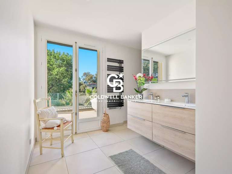 Villa La Londe-les-Maures - 7 chambres - 270m²