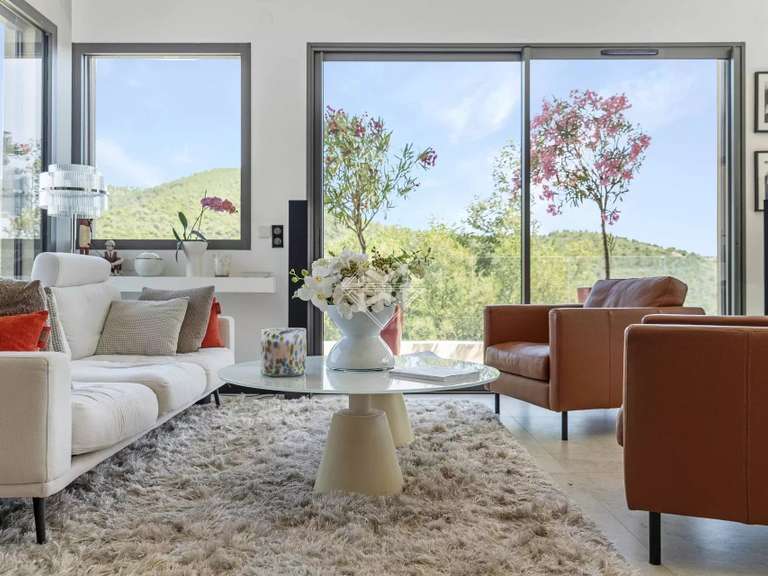Villa La Londe-les-Maures - 4 chambres - 190m²