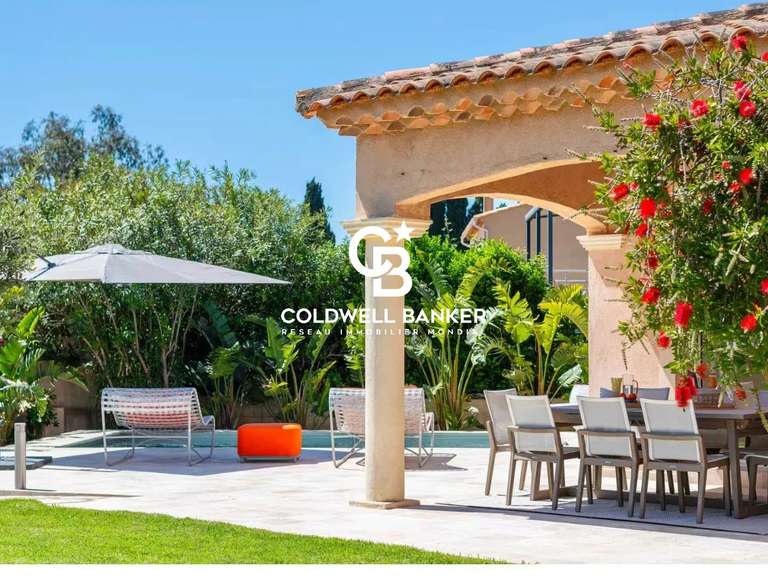 Villa La Londe-les-Maures - 4 chambres - 180m²
