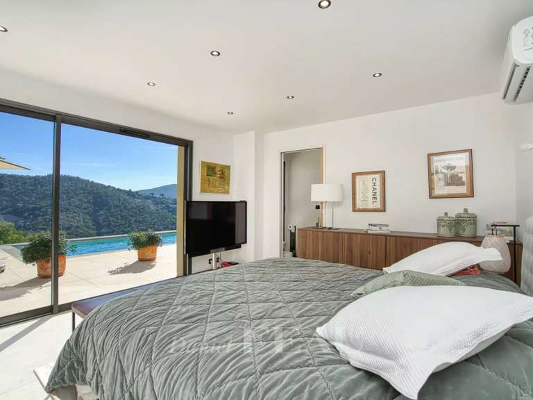 Villa La Londe-les-Maures - 5 chambres - 183m²