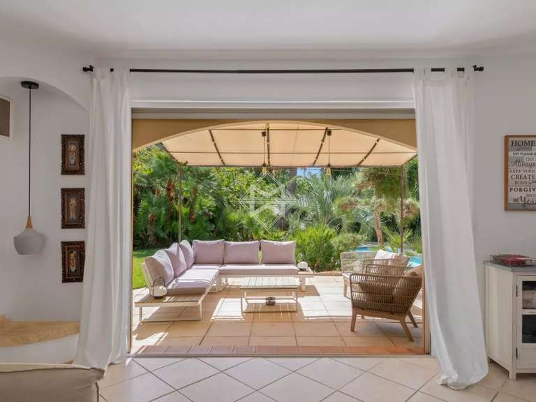 Villa La Londe-les-Maures - 5 chambres - 200m²