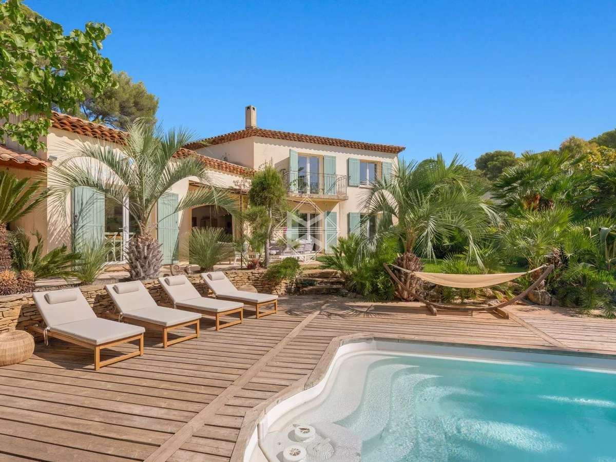 Villa La Londe-les-Maures