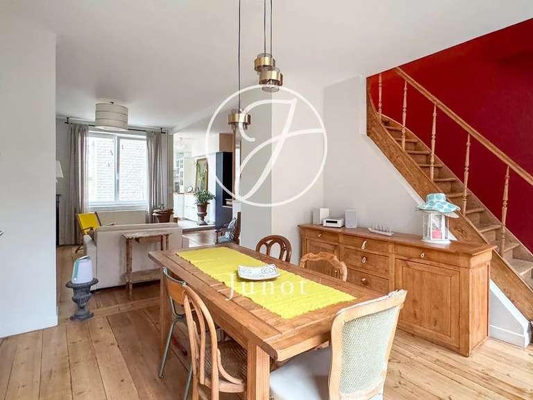 Appartement La Madeleine - 3 chambres - 125m²