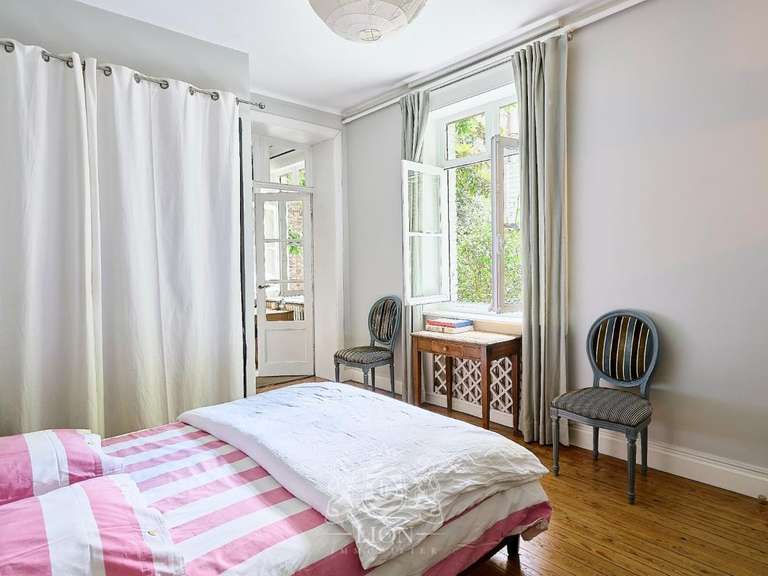 Appartement La Madeleine - 4 chambres - 130m²