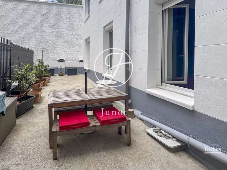Appartement La Madeleine - 4 chambres - 172m²