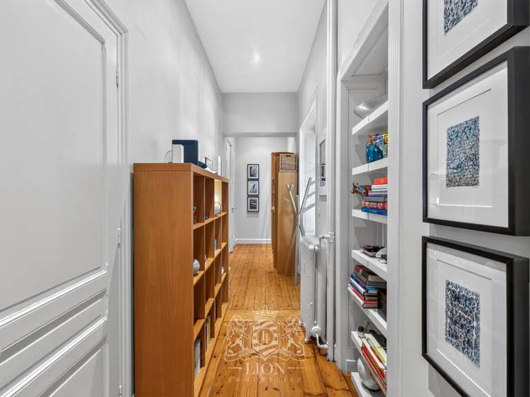 Appartement La Madeleine - 3 chambres - 163m²