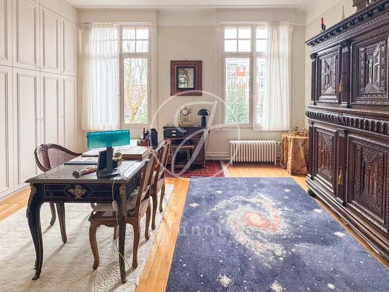 Maison La Madeleine - 5 chambres - 253m²