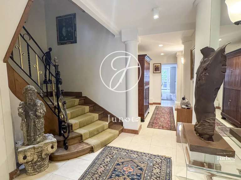 Maison La Madeleine - 5 chambres - 253m²