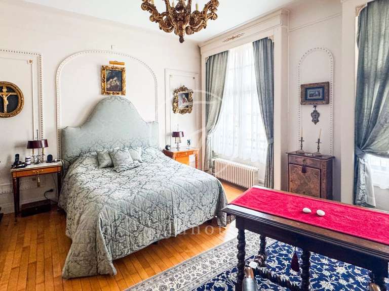 Maison La Madeleine - 5 chambres - 253m²