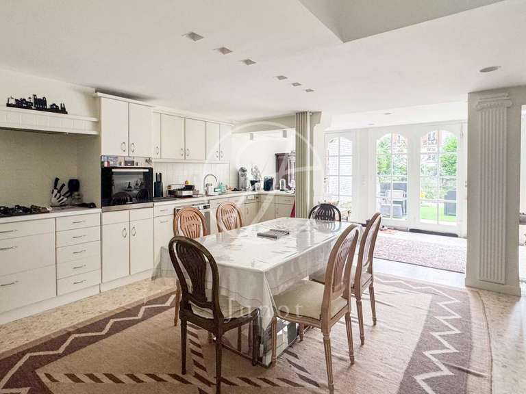 Maison La Madeleine - 5 chambres - 253m²