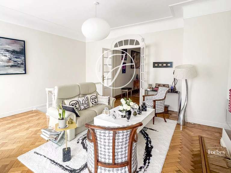 Maison La Madeleine - 5 chambres - 253m²