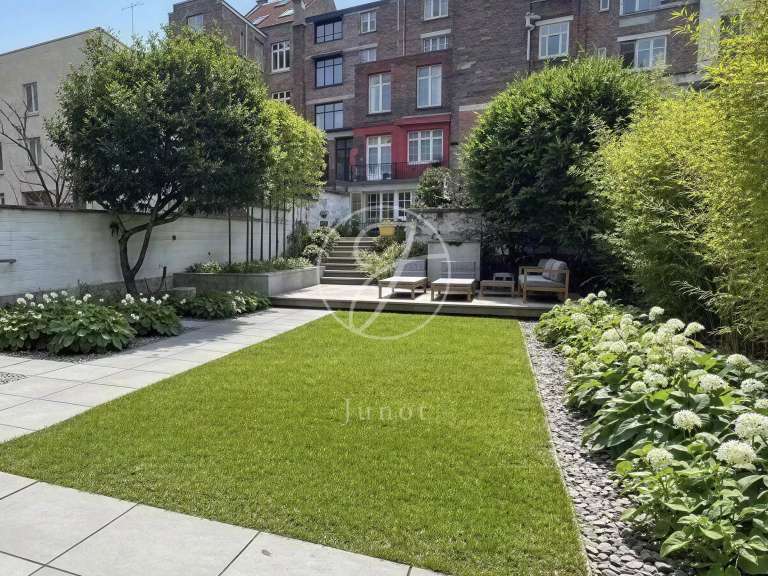 Maison La Madeleine - 5 chambres - 253m²