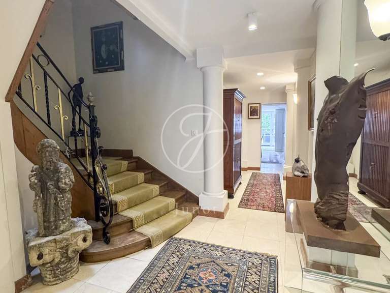 Maison La Madeleine - 5 chambres - 253m²