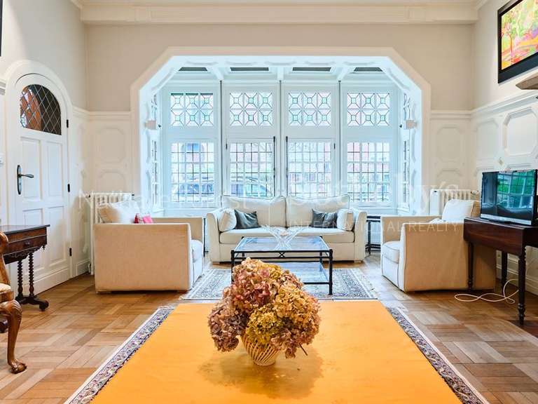 Maison La Madeleine - 6 chambres - 325m²