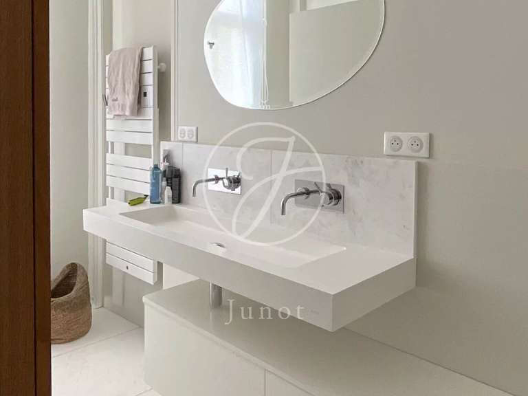 Maison La Madeleine - 7 chambres - 350m²