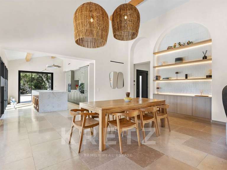 Maison La Môle - 4 chambres - 250m²