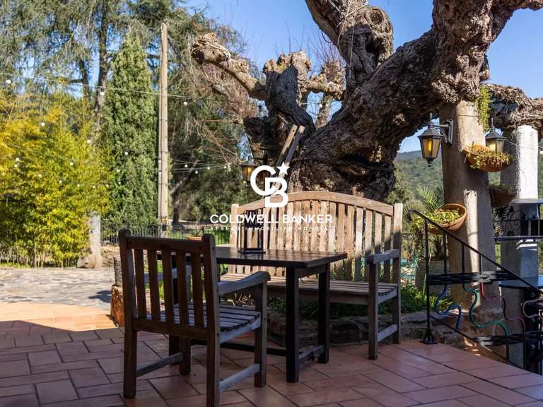 Maison La Môle - 8 chambres - 355m²