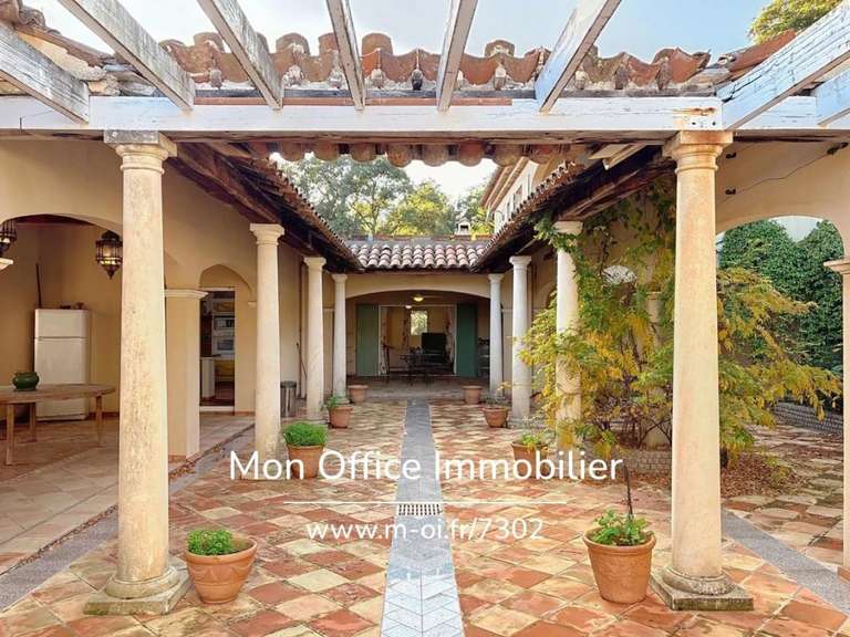 Maison La Môle - 4 chambres - 195m²