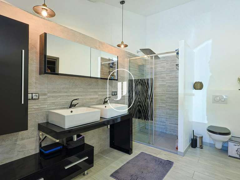 Maison La Motte - 6 chambres - 350m²