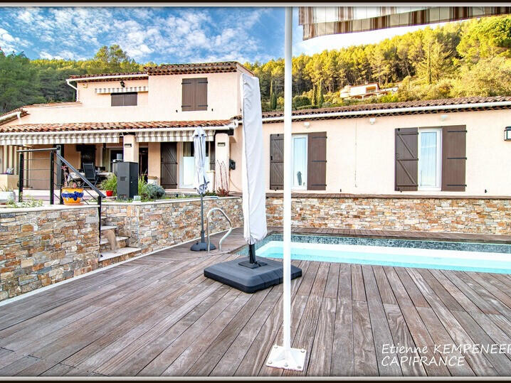 Vente Propriété La Motte - 5 chambres