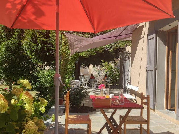 Maison La Motte-du-Caire - 5 chambres - 300m²