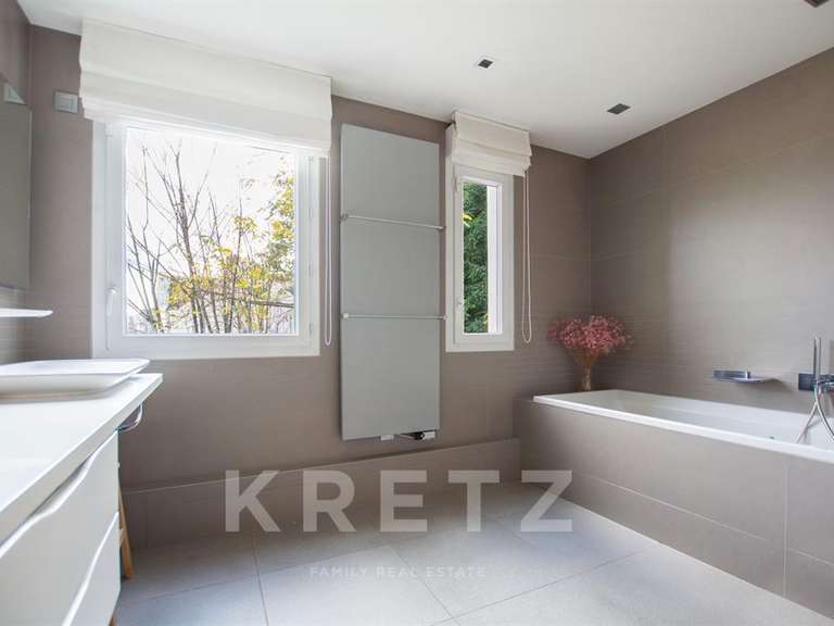 Apartment La Mulatière - 4 bedrooms - 318m²