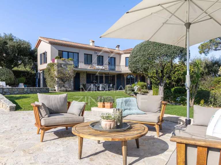 Villa with Sea view la napoule - 4 bedrooms - 212m²