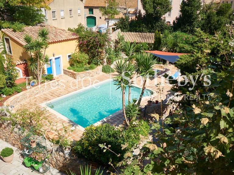 House La Palme - 14 bedrooms - 785m²