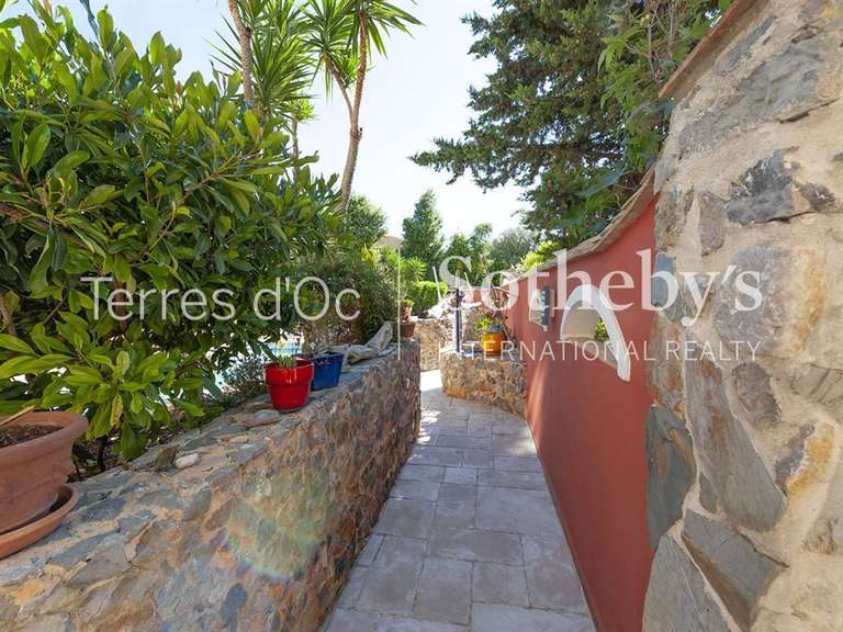 House La Palme - 14 bedrooms - 785m²