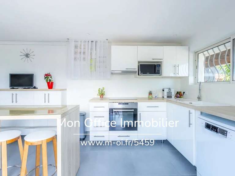 Maison La Penne-sur-Huveaune - 4 chambres - 175m²