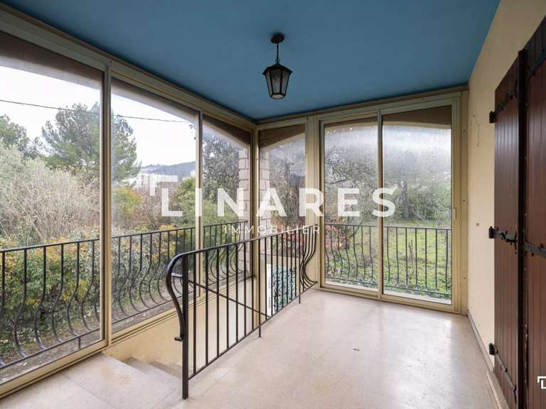 Maison La Penne-sur-Huveaune - 5 chambres - 200m²