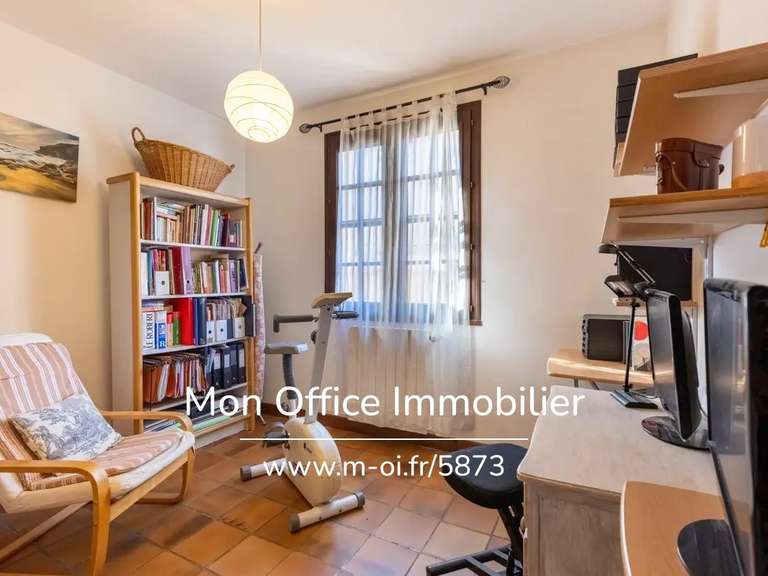 House La Penne-sur-Huveaune - 5 bedrooms - 140m²