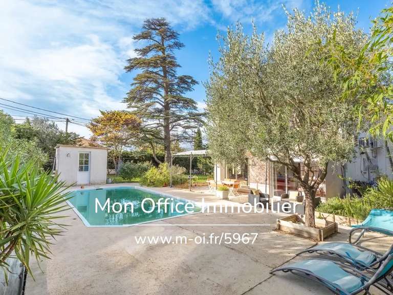 Maison La Penne-sur-Huveaune - 3 chambres - 120m²