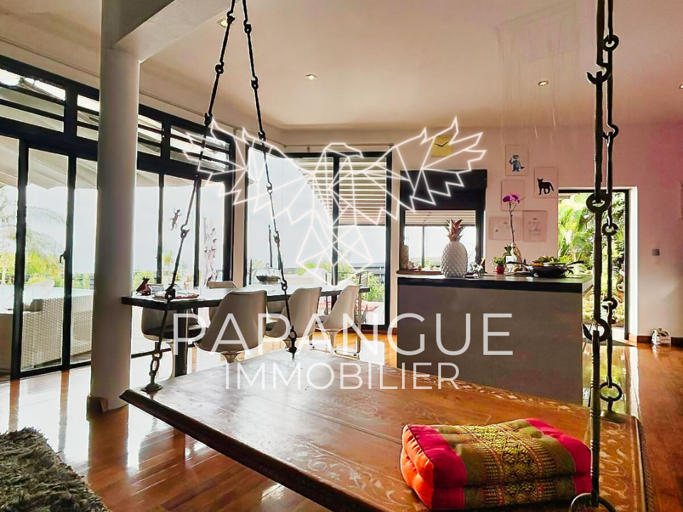 Maison La Possession