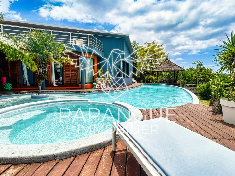 Maison La Possession