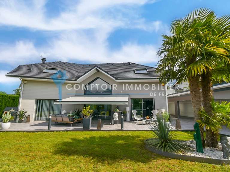 Maison La Ravoire - 4 chambres - 242m²