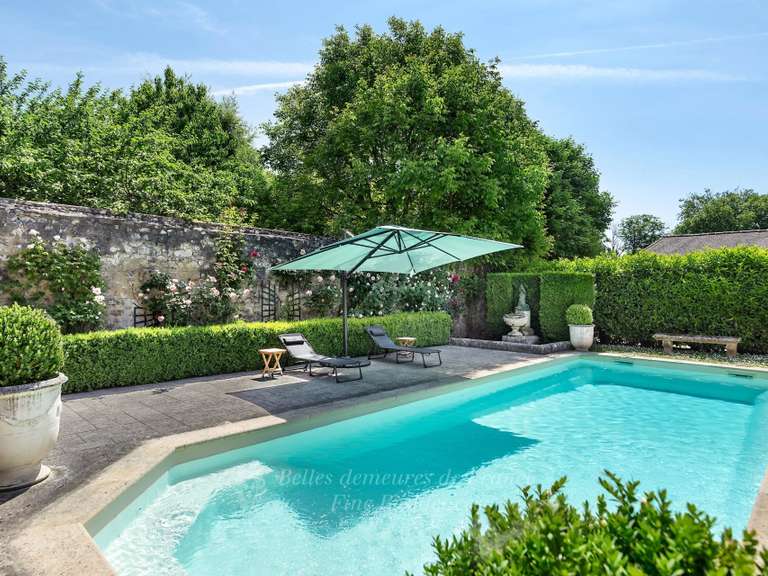 Manor La Roche-Guyon - 7 bedrooms - 850m²