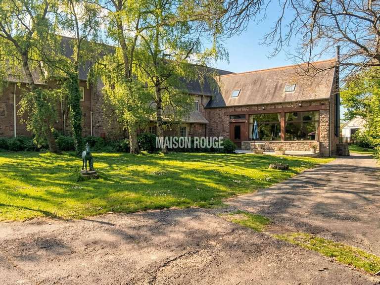 House La Roche-Jaudy - 9 bedrooms
