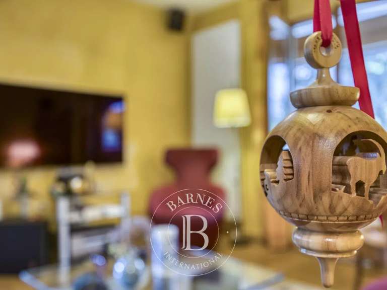 Chalet La Roche-sur-Foron - 4 chambres - 269m²