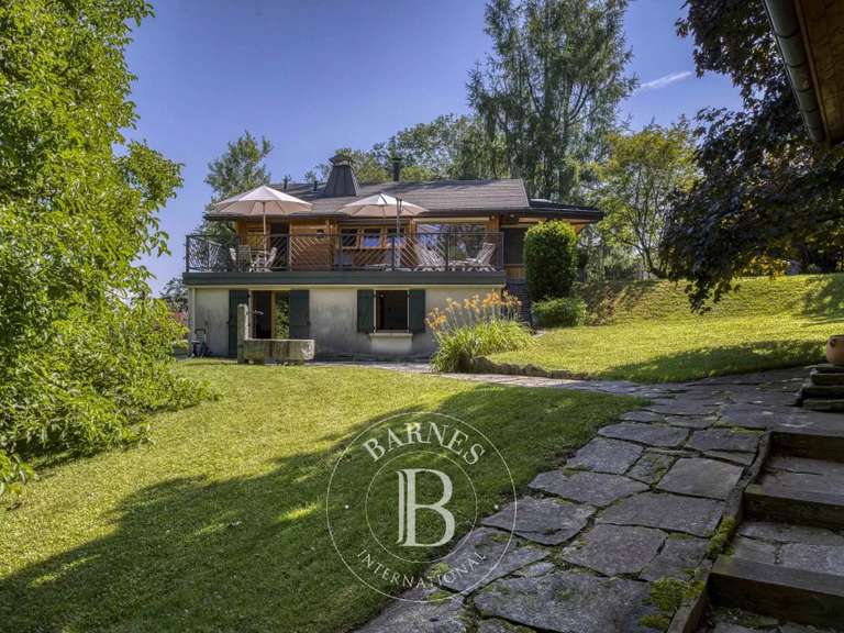 Chalet La Roche-sur-Foron - 4 chambres - 269m²