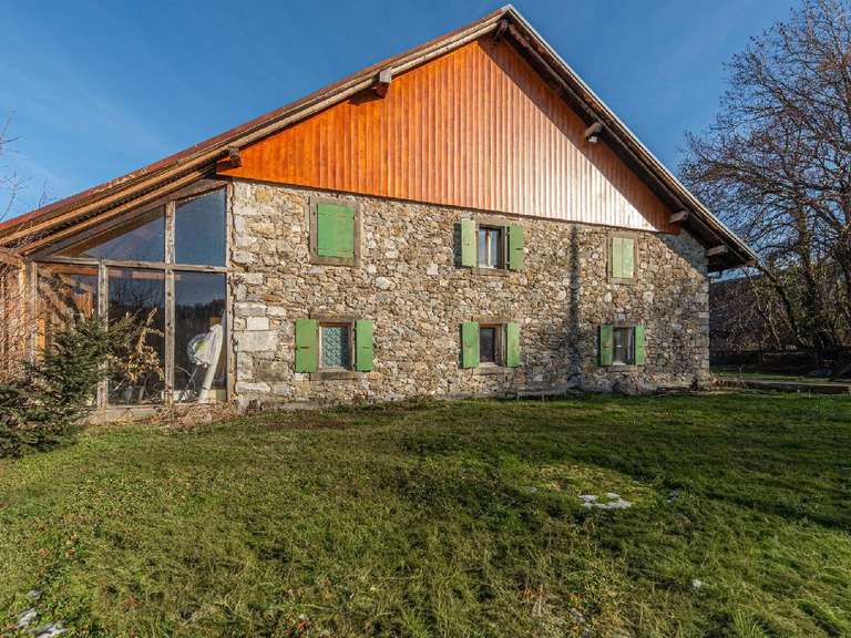 Maison La Roche-sur-Foron - 157m²