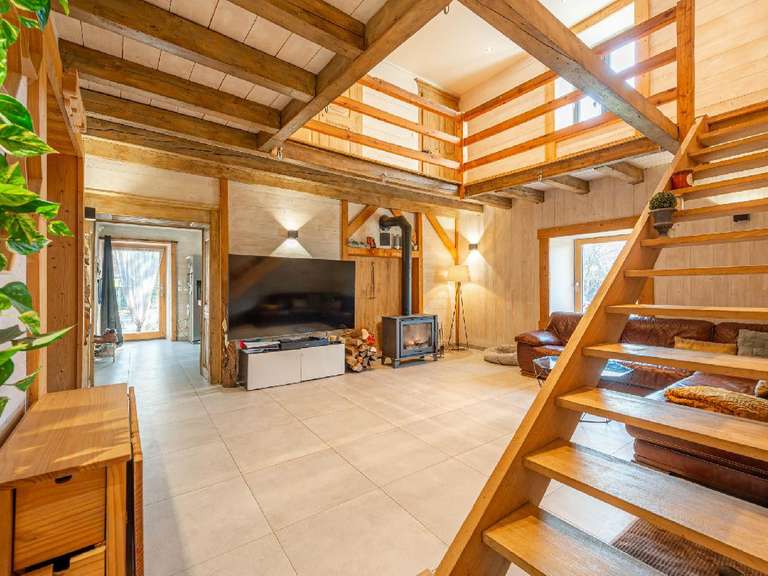 Maison La Roche-sur-Foron - 157m²