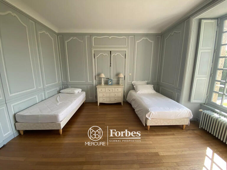 Château La Roche-sur-Yon - 7 chambres - 900m²