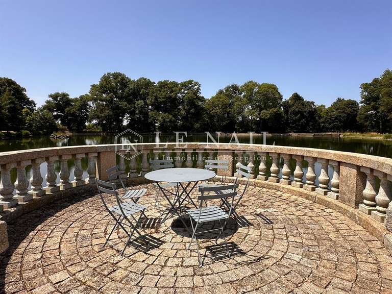 Castle La Roche-sur-Yon - 7 bedrooms - 900m²