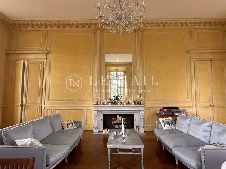 Château La Roche-sur-Yon - 7 chambres - 900m²