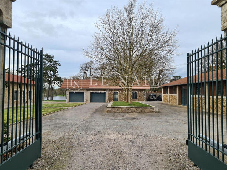 Château La Roche-sur-Yon - 7 chambres - 900m²