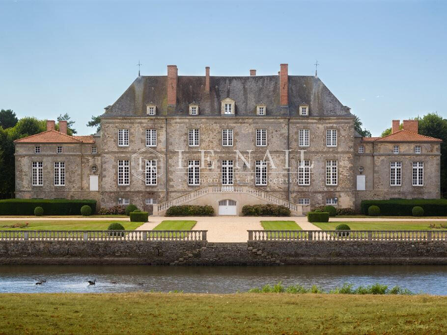 Château La Roche-sur-Yon