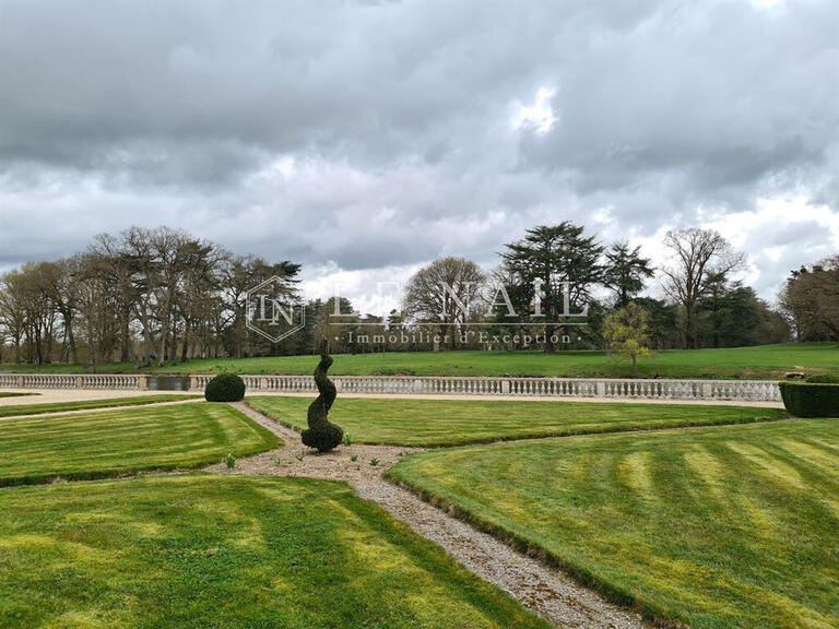 Château La Roche-sur-Yon - 7 chambres - 900m²
